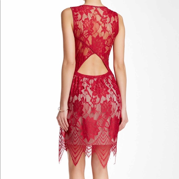 Tart lace red dress - Picture 2 of 5